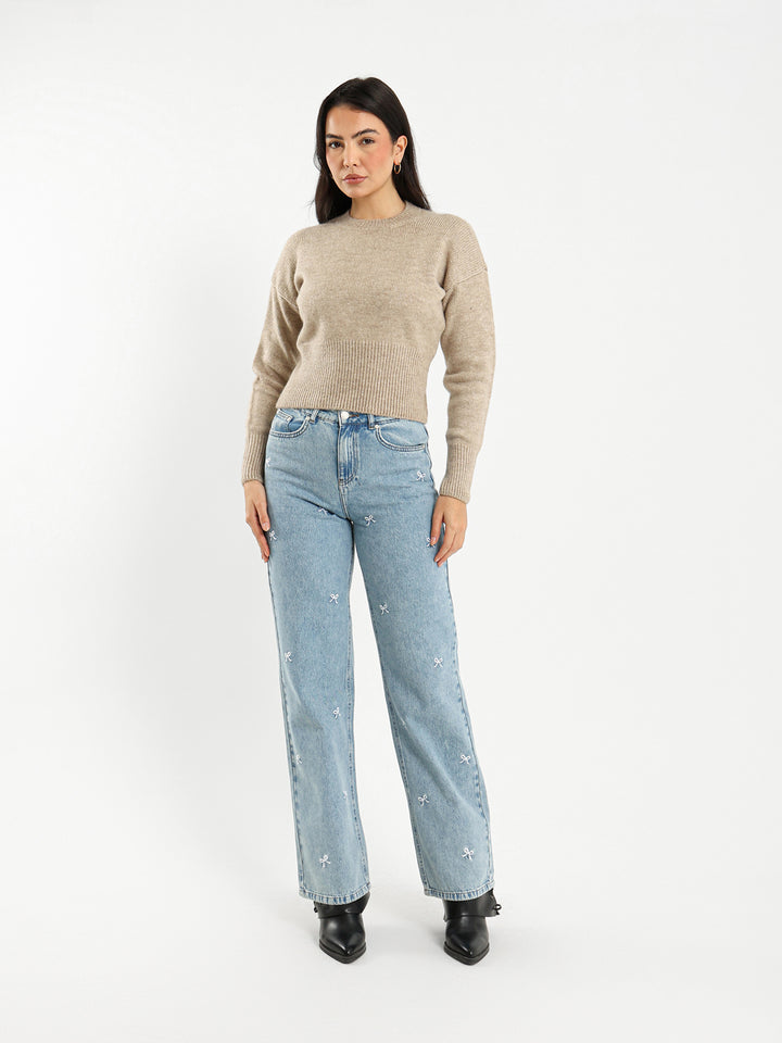 Fitted Waist Round Neck Pullover