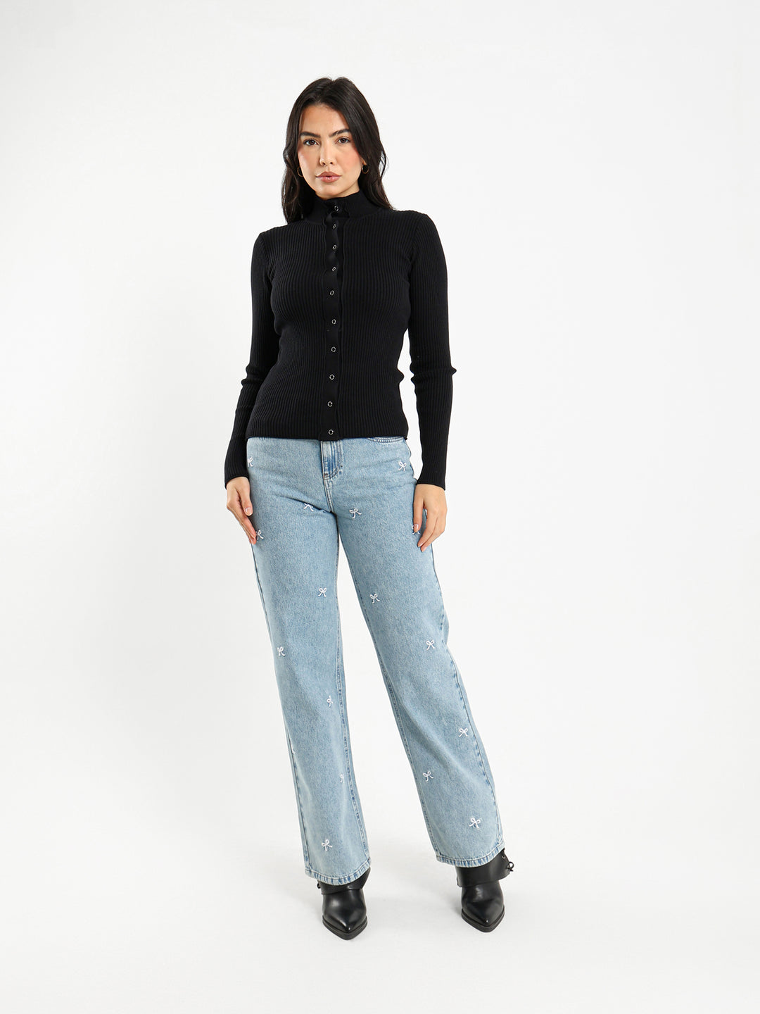 Fitted Cardigan with Front Snaps