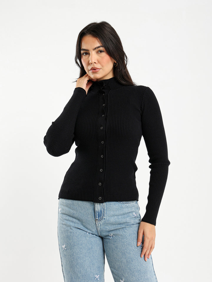 Fitted Cardigan with Front Snaps