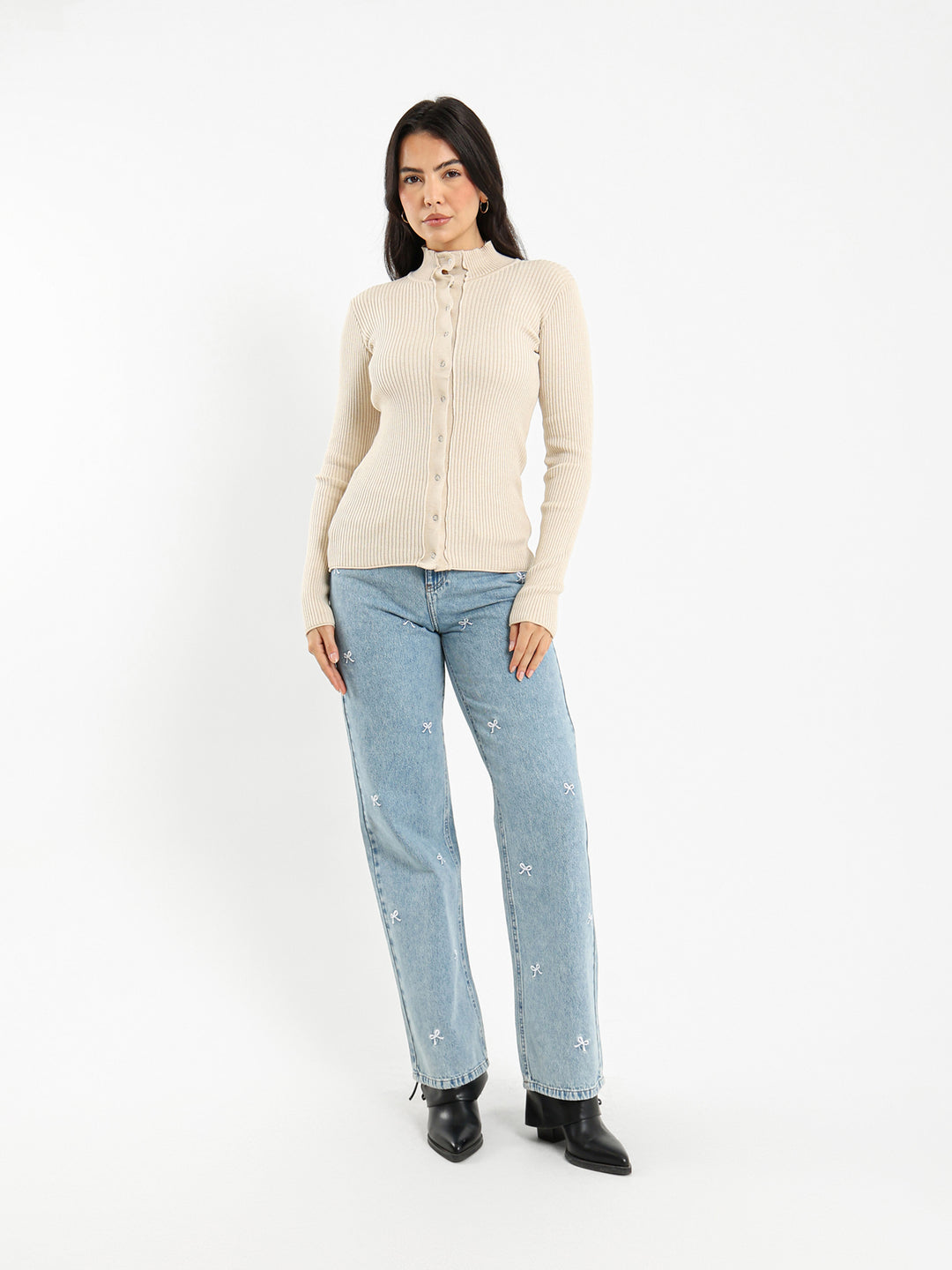 Fitted Cardigan with Front Snaps