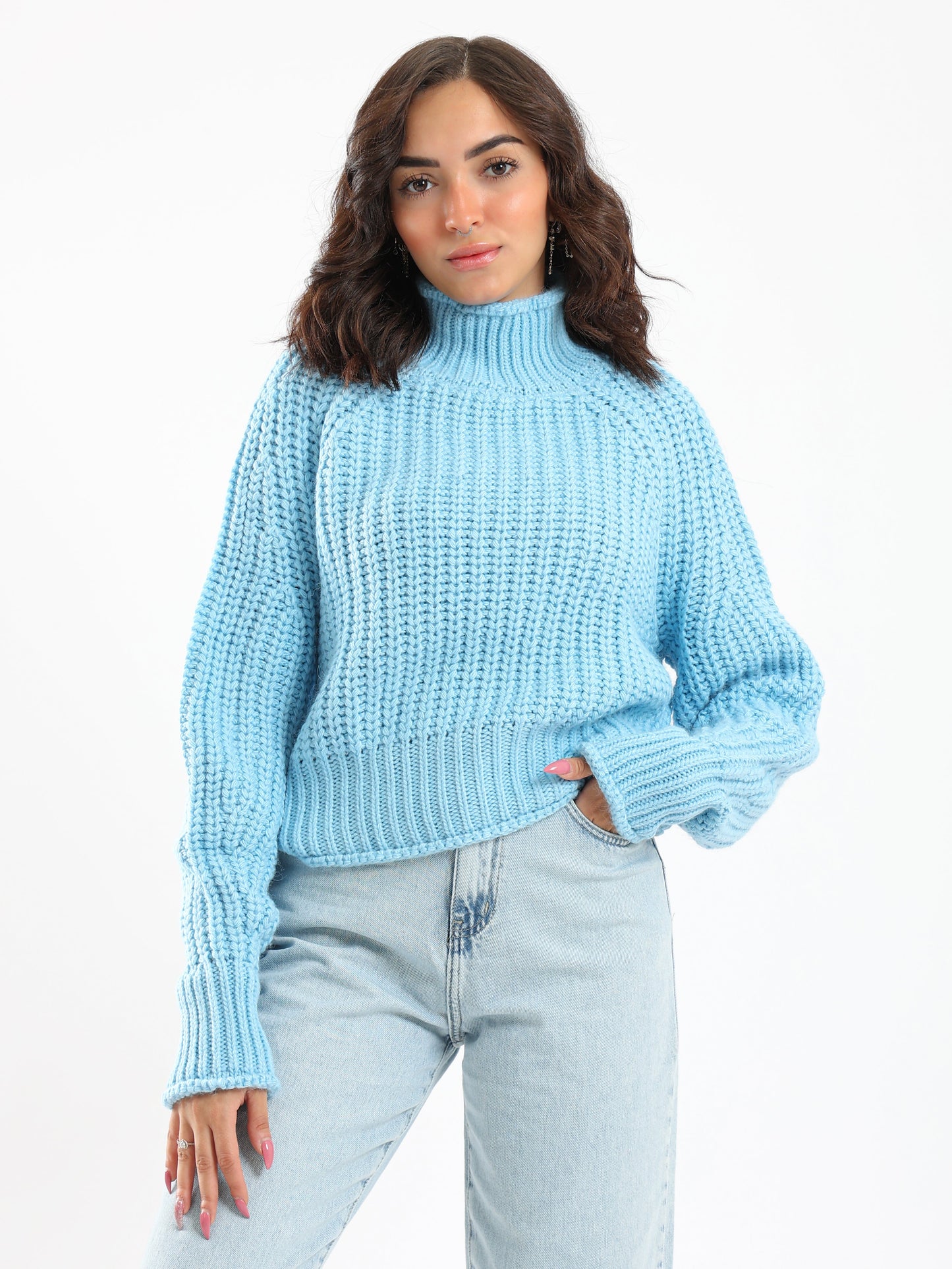 Pullover - Knitted - High Neck
