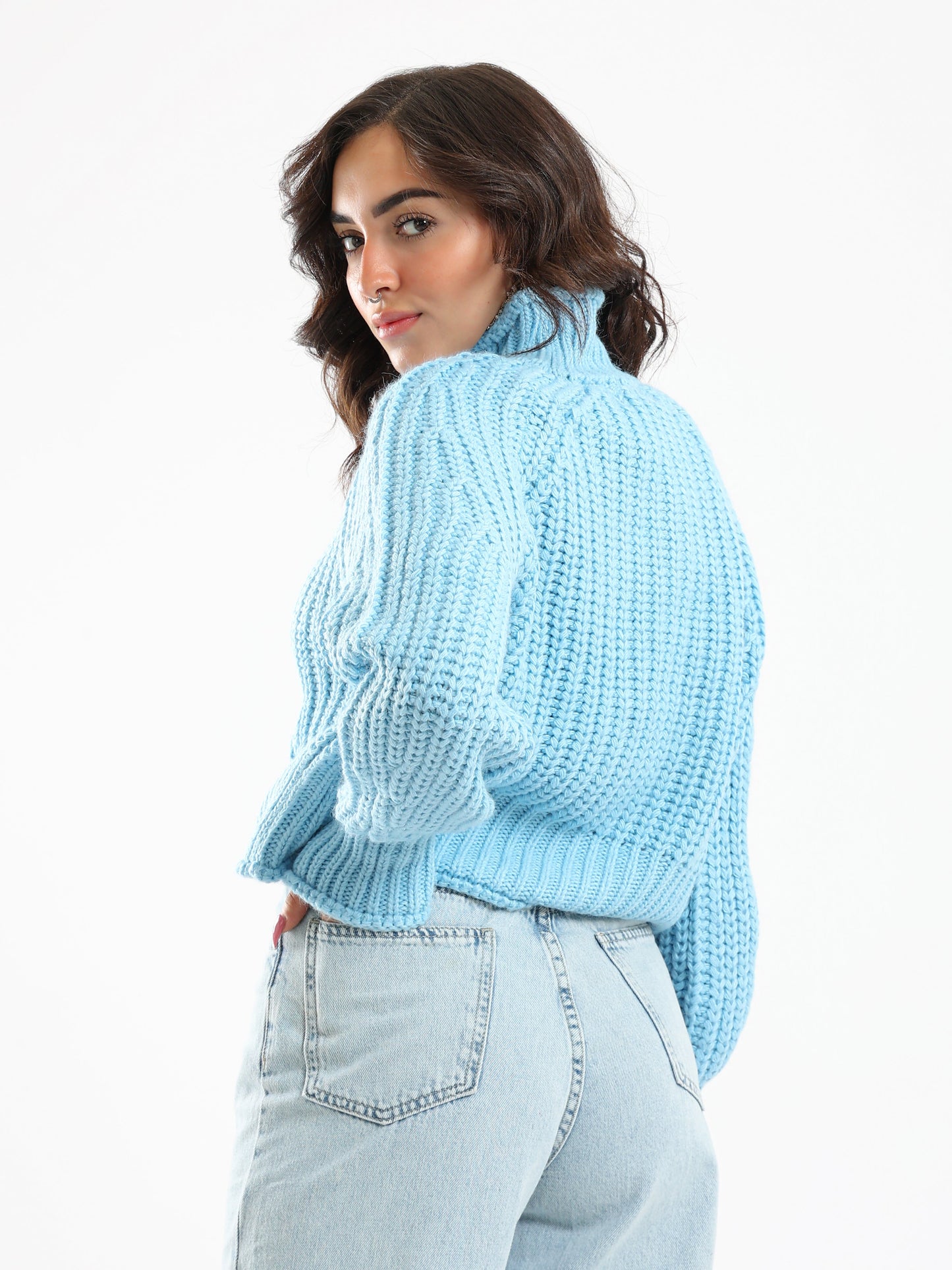 Pullover - Knitted - High Neck