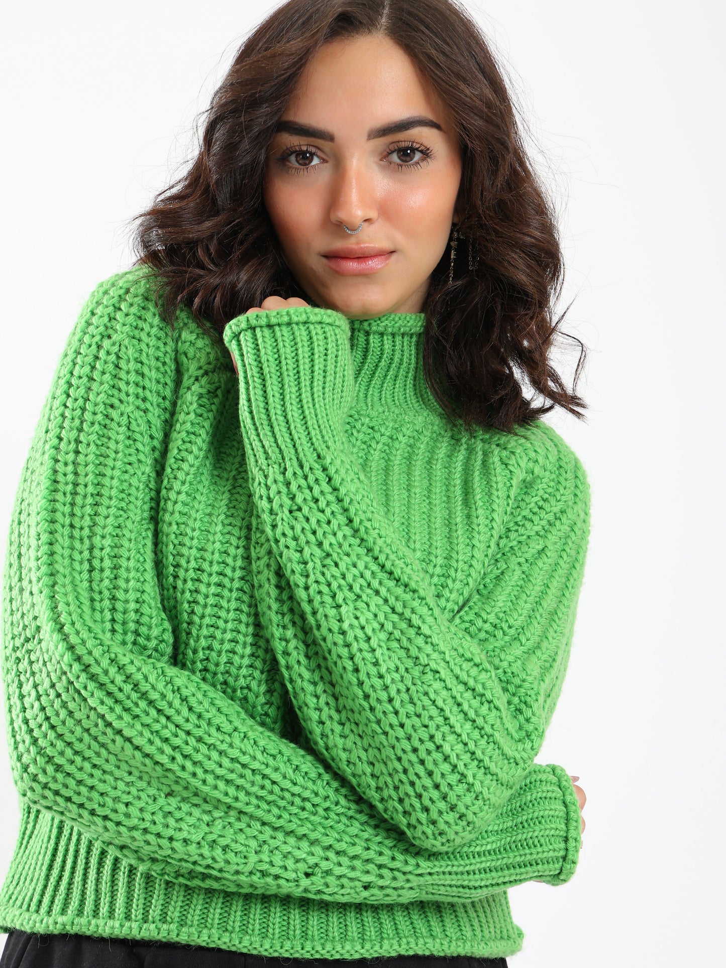 Pullover - Knitted - High Neck
