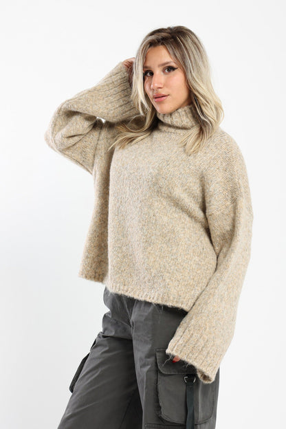 Pullover - Wide Sleeves - High Neck