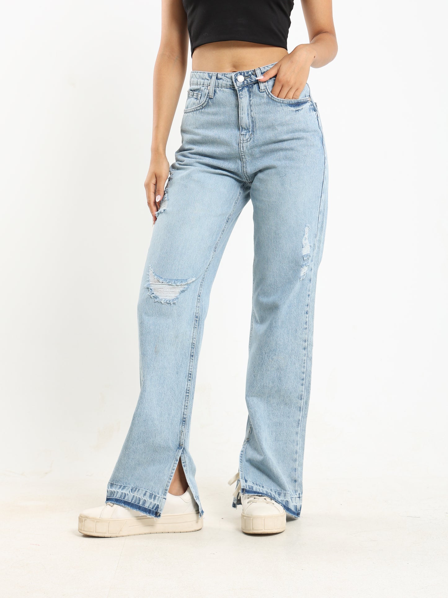 Straight-Leg Jeans with Inner Slit Detail - Outlet