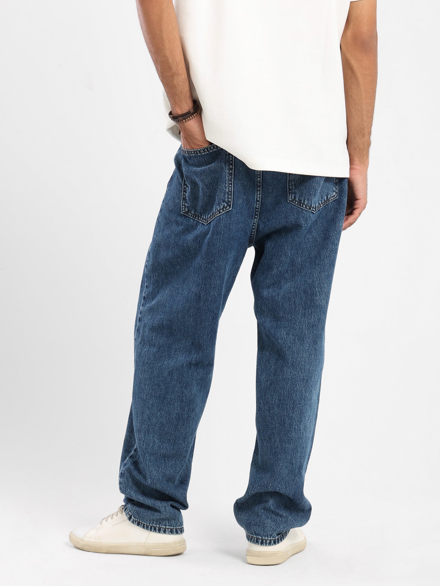 Regular Rounded Leg Stitching Jeans - Outlet