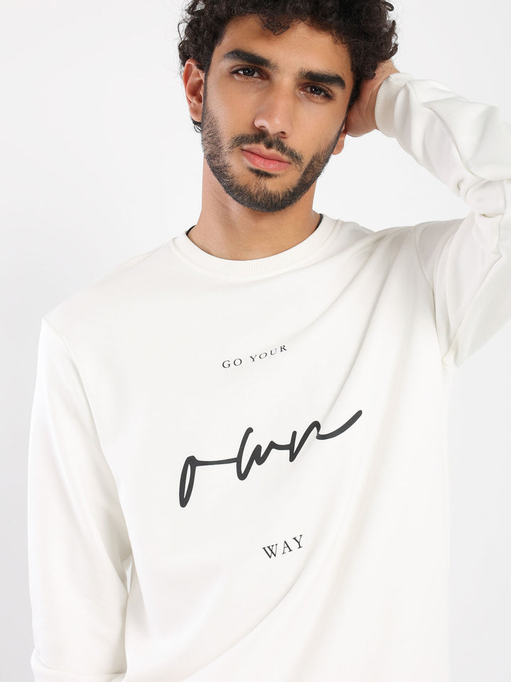 سويت شيرت بطبعة "Go Your Own Way"