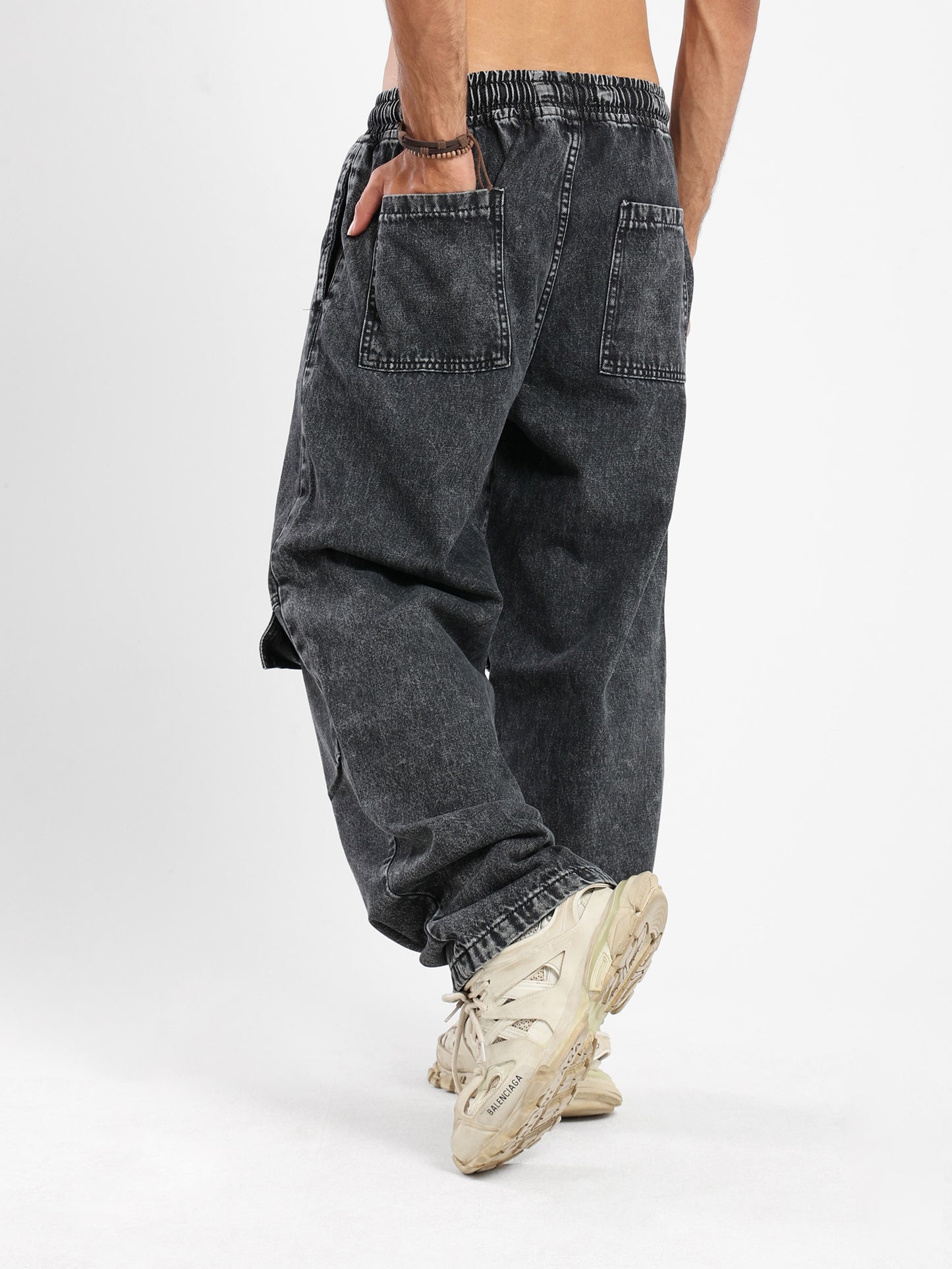 Loose Cargo Jeans with Front Flaps - Outlet