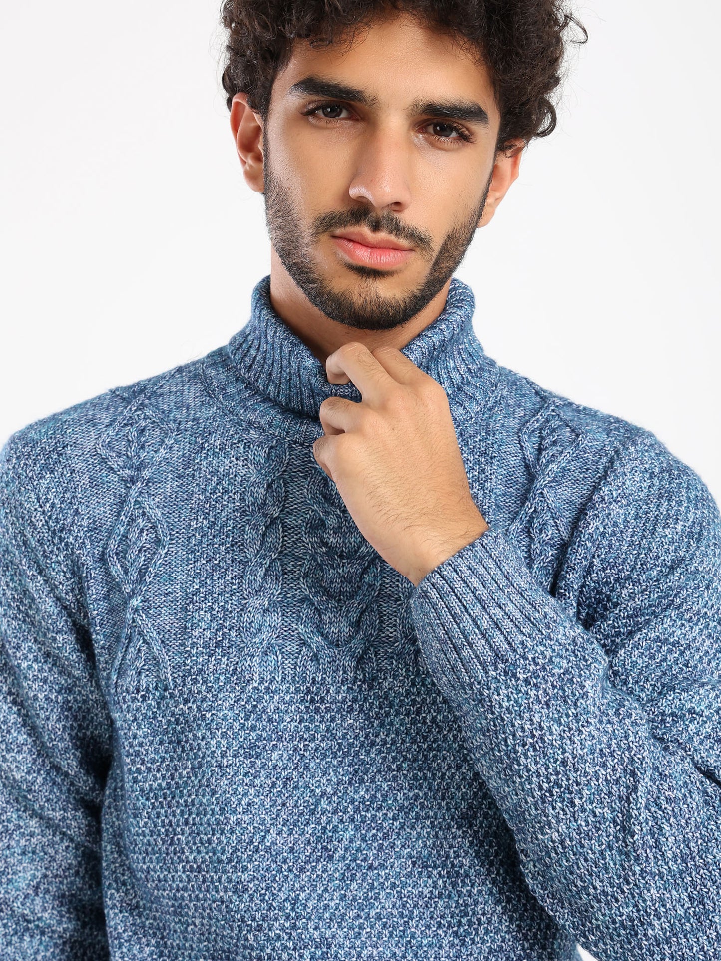 Regular Turtle Neck with Long Sleeves