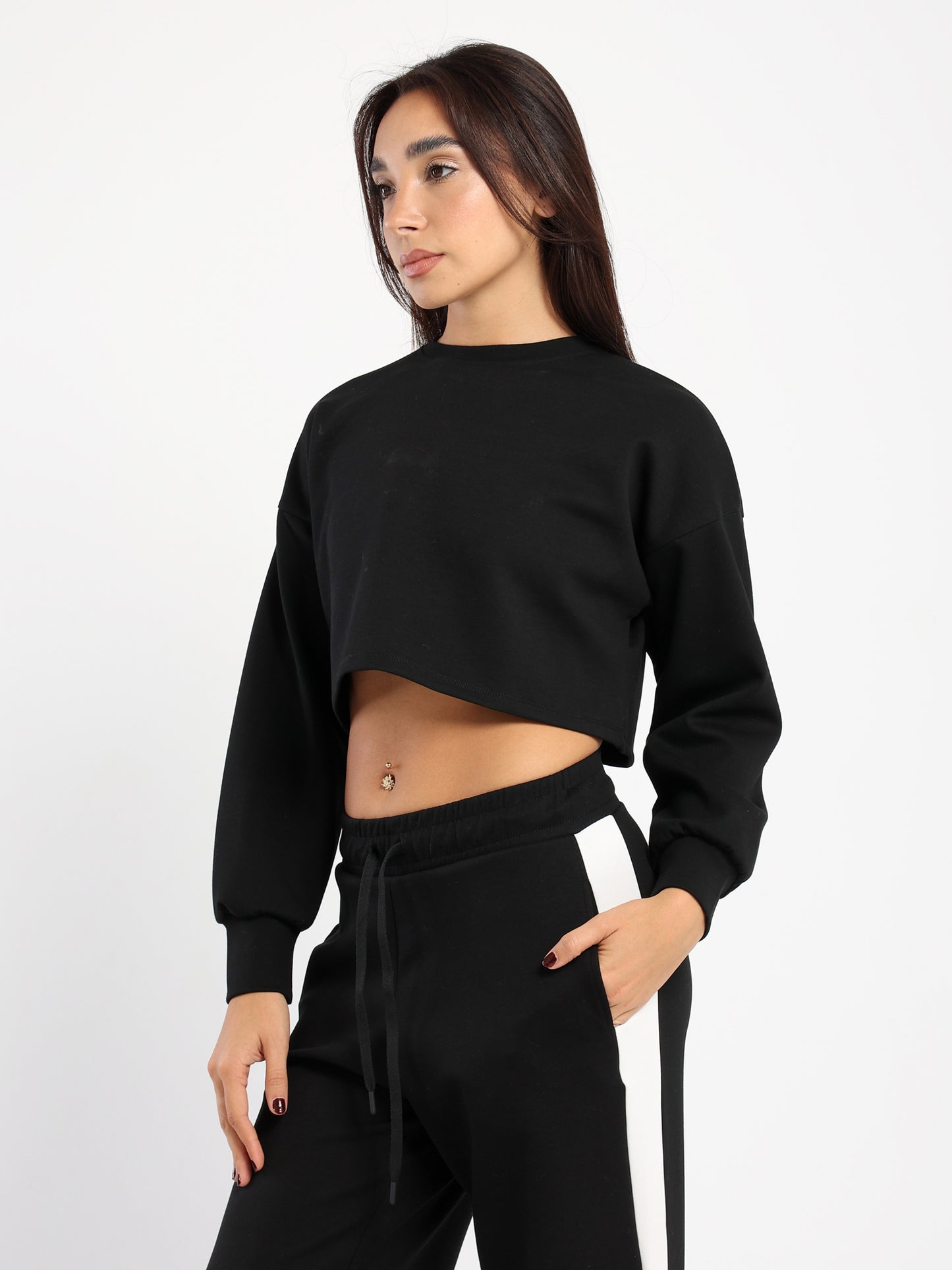 Cropped Sweatshirt with Panel