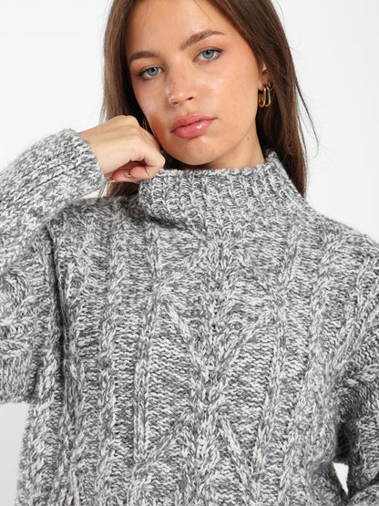 Loose Cropped Pullover with Cables