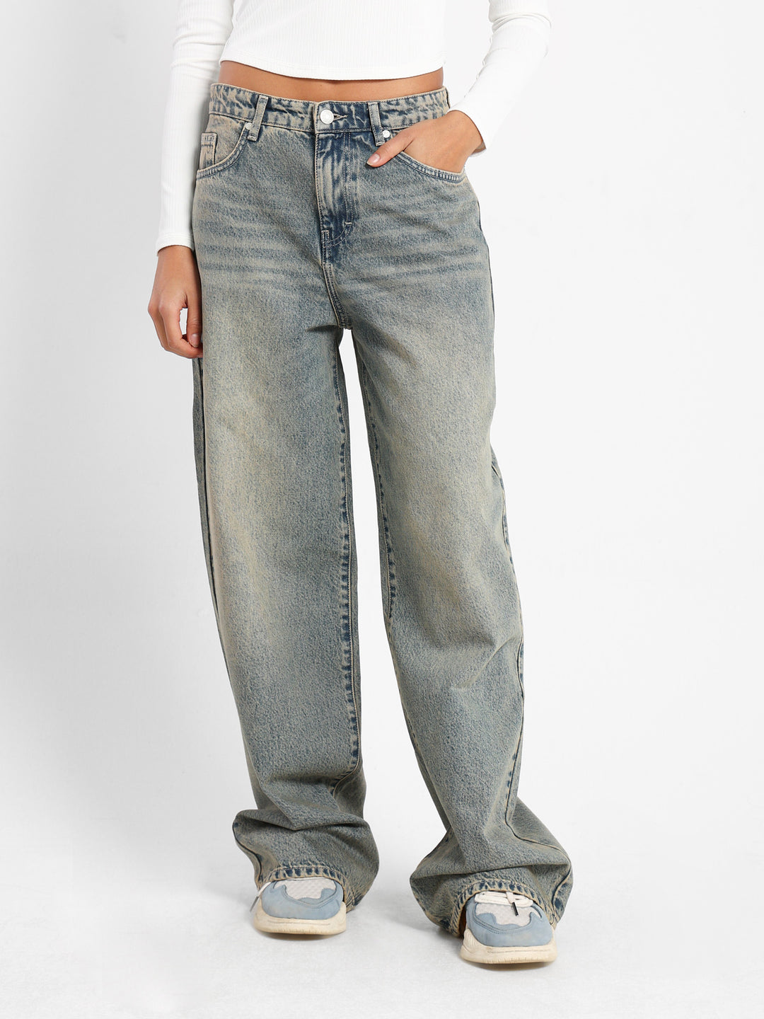 Oversized Loose-Fit Jeans