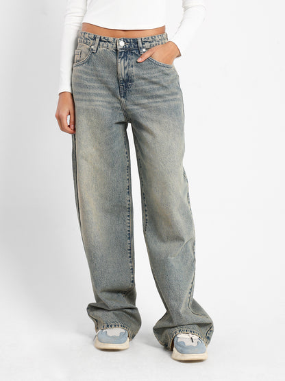 Oversized Loose-Fit Jeans