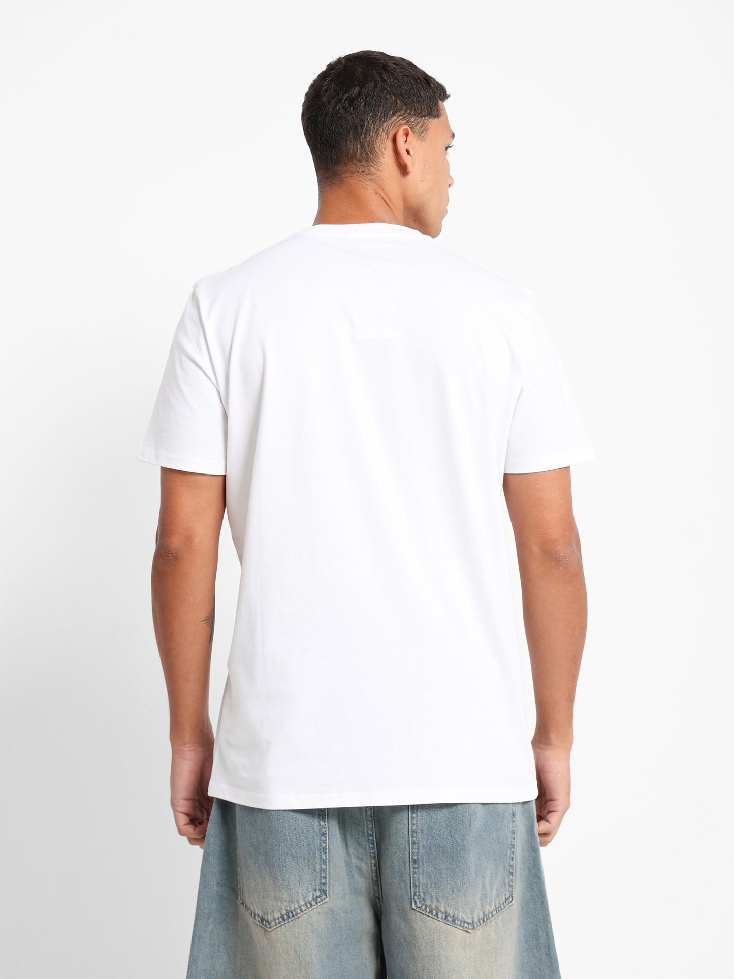 Basic Regular Fit V-Neck T-Shirt