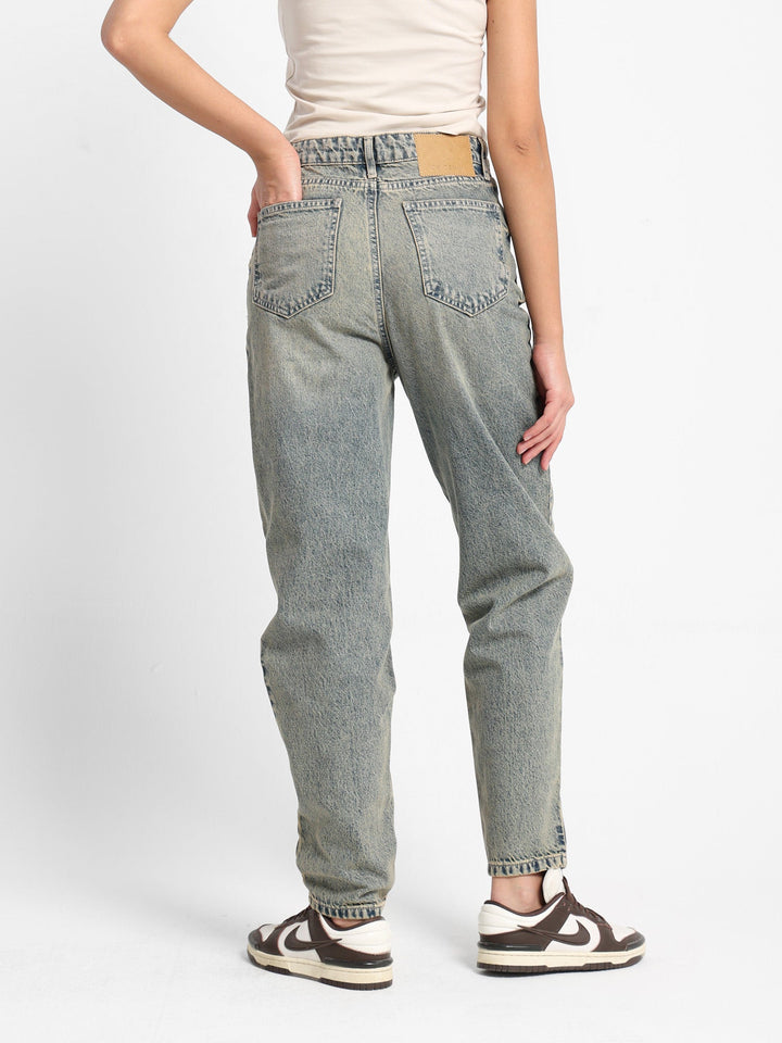 High waist Slouchy Mom Fit Jeans