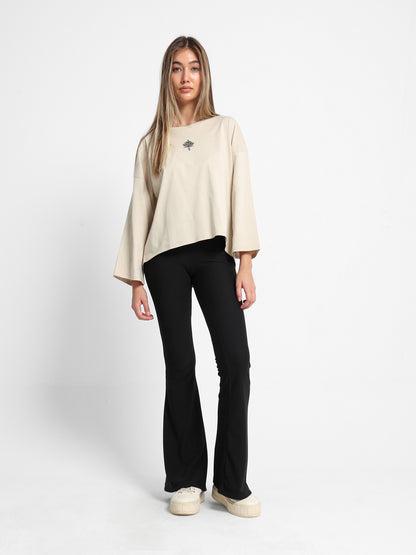 Minimal Flower Embroidery T-Shirt