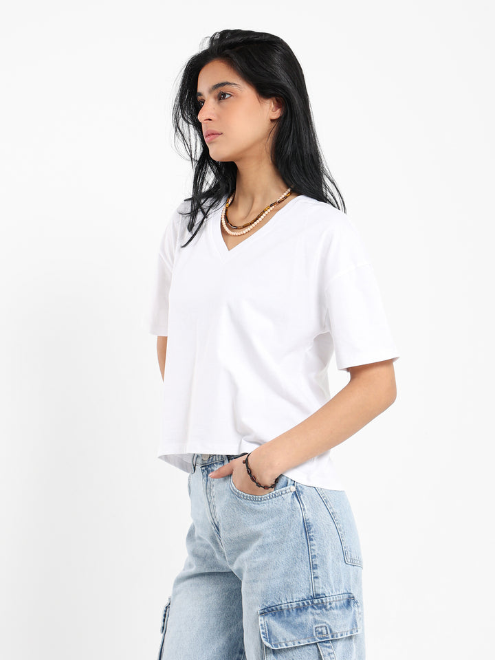 تي شيرت قصير بقصة V-Neck