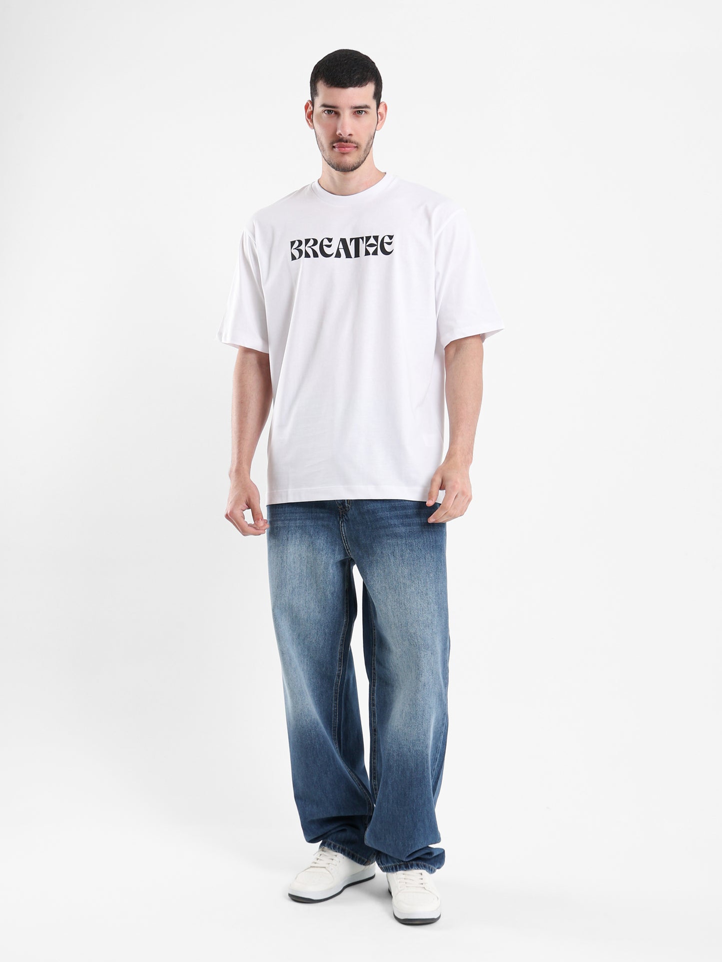 Vase Print Graphic T-Shirt