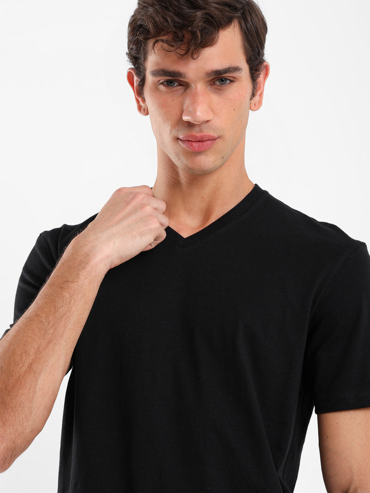 V-Neck Long Fit T-Shirt