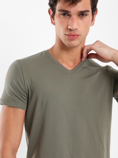 Basic Muscle Fit V-Neck T-Shirt