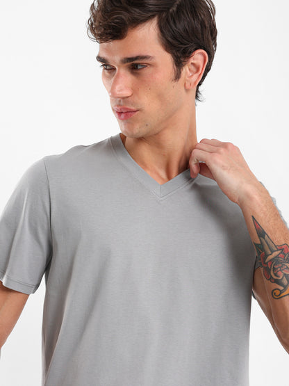 Basic Regular Fit V-Neck T-Shirt