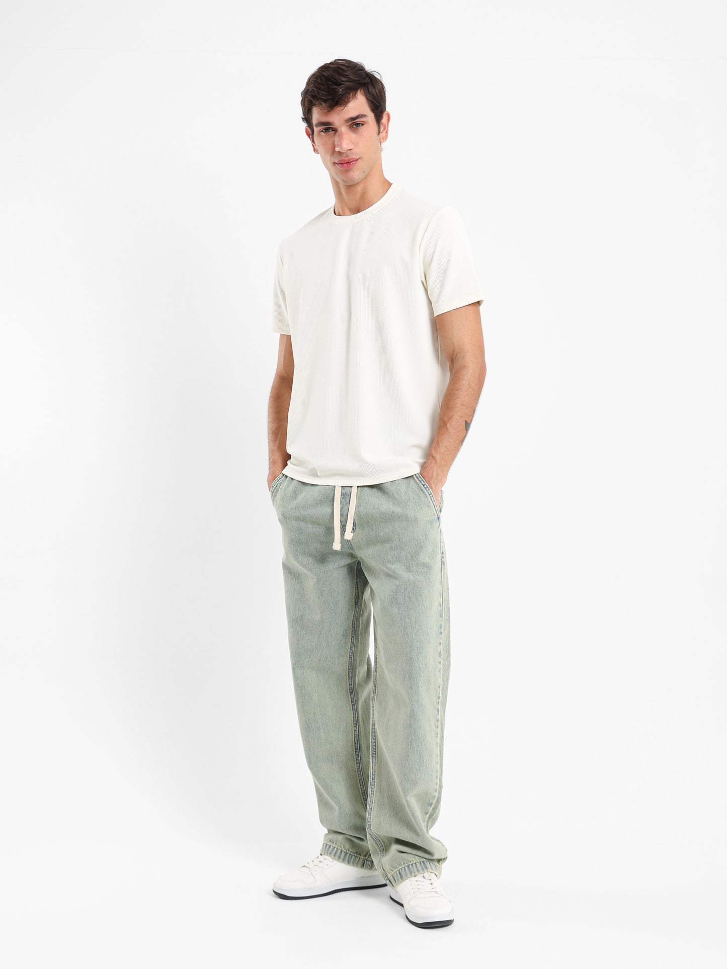 Relaxed Fit Jogger Jeans