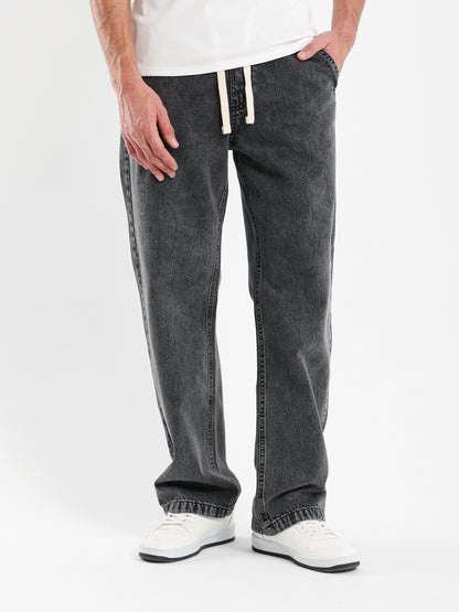 Relaxed Fit Jogger Jeans