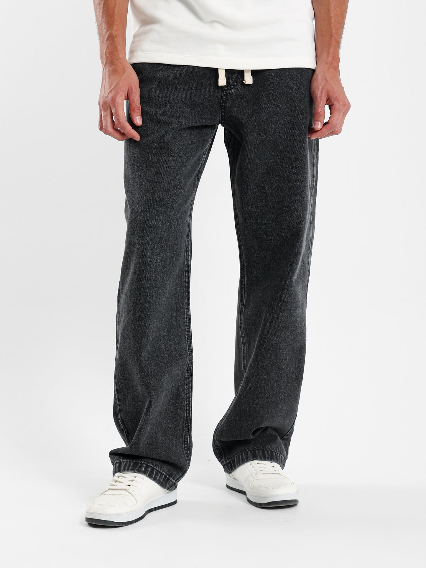 Relaxed Fit Jogger Jeans