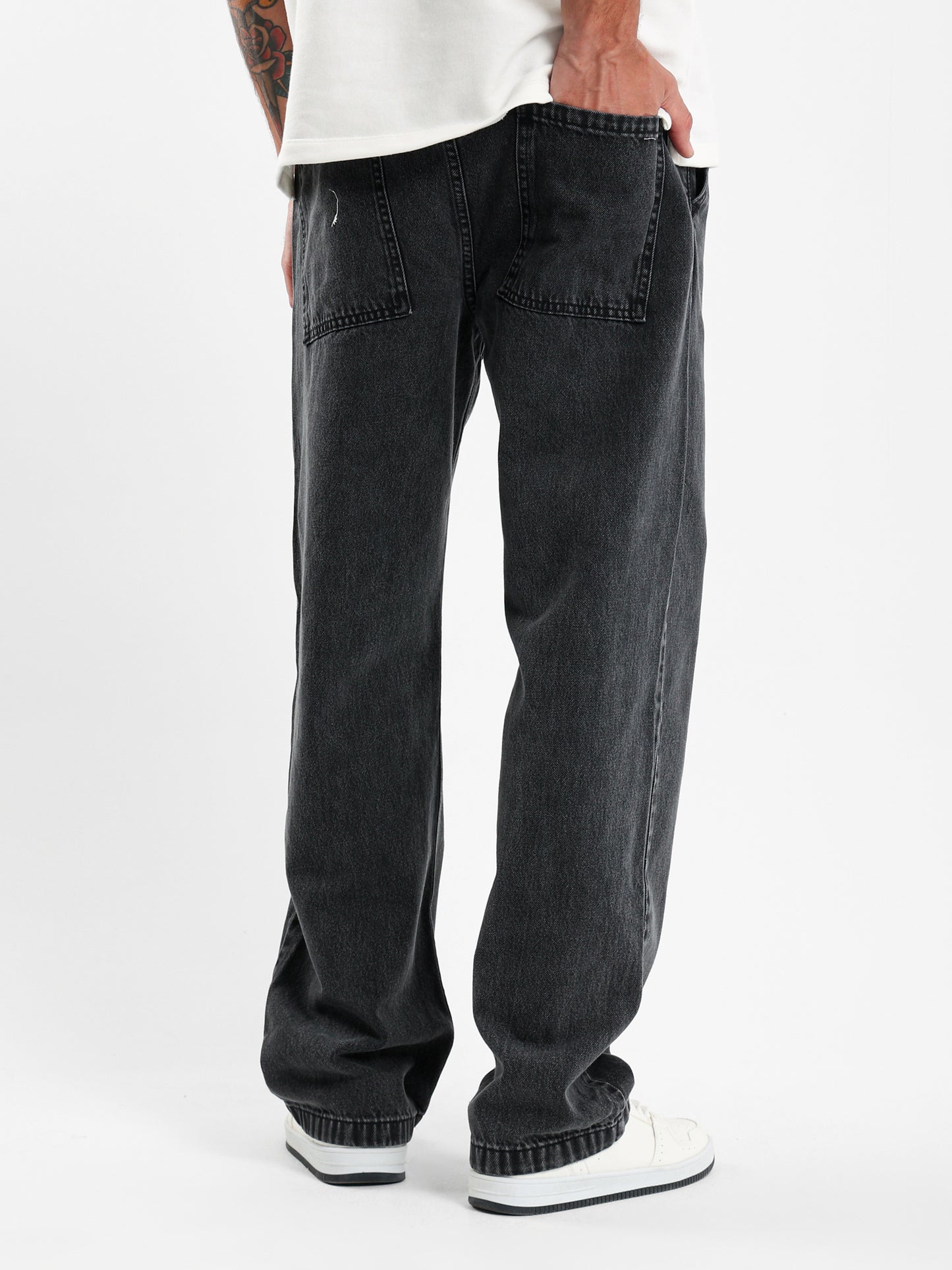 Relaxed Fit Jogger Jeans