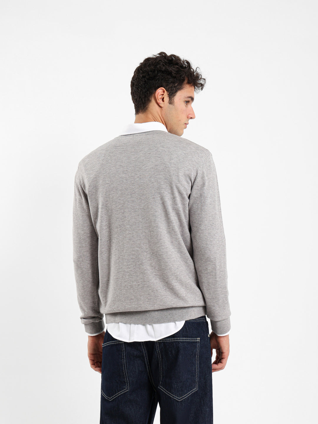 Basic Regular V-Neck Pullover