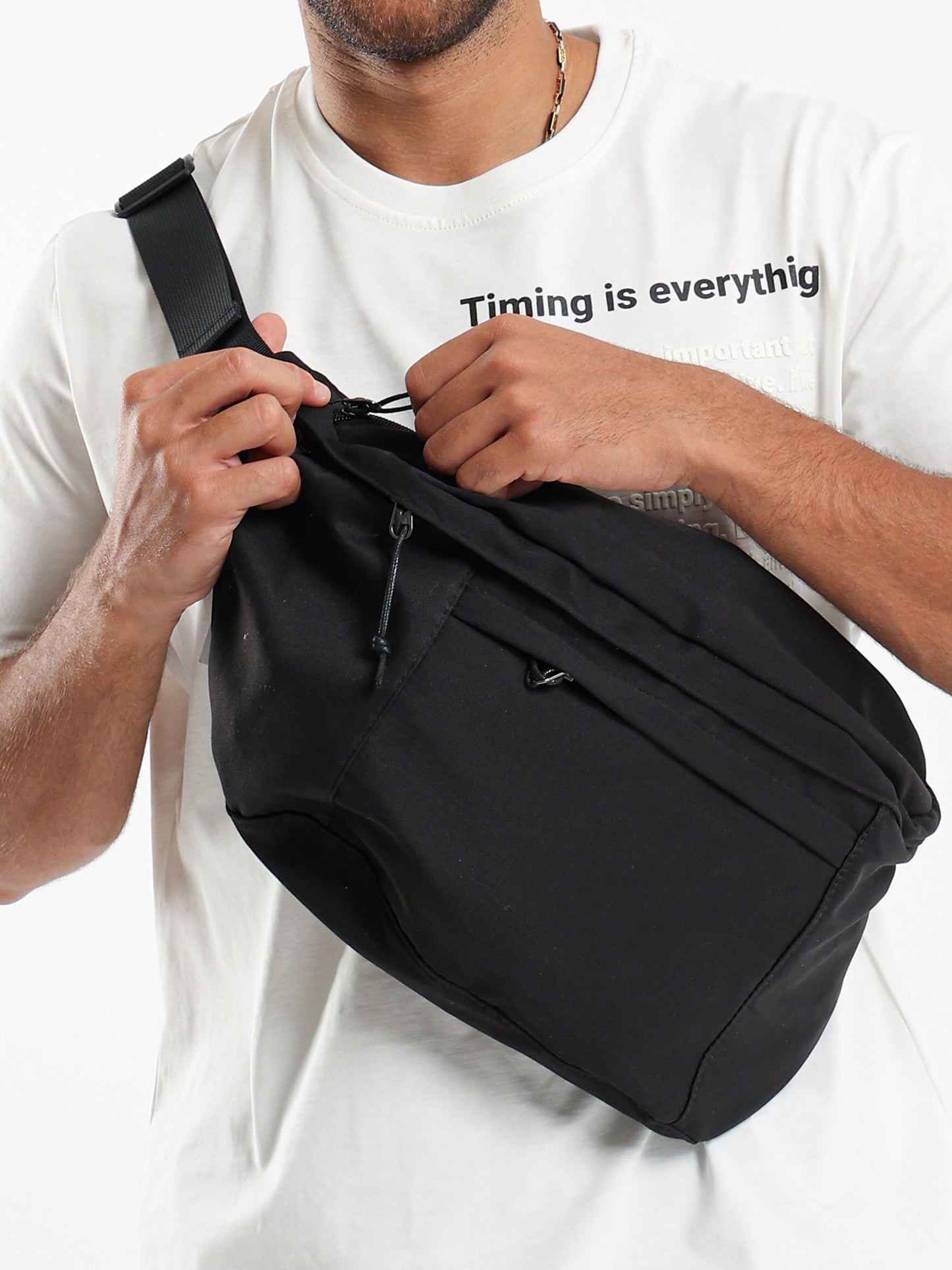 Crossbody Bag with Zipper Closure