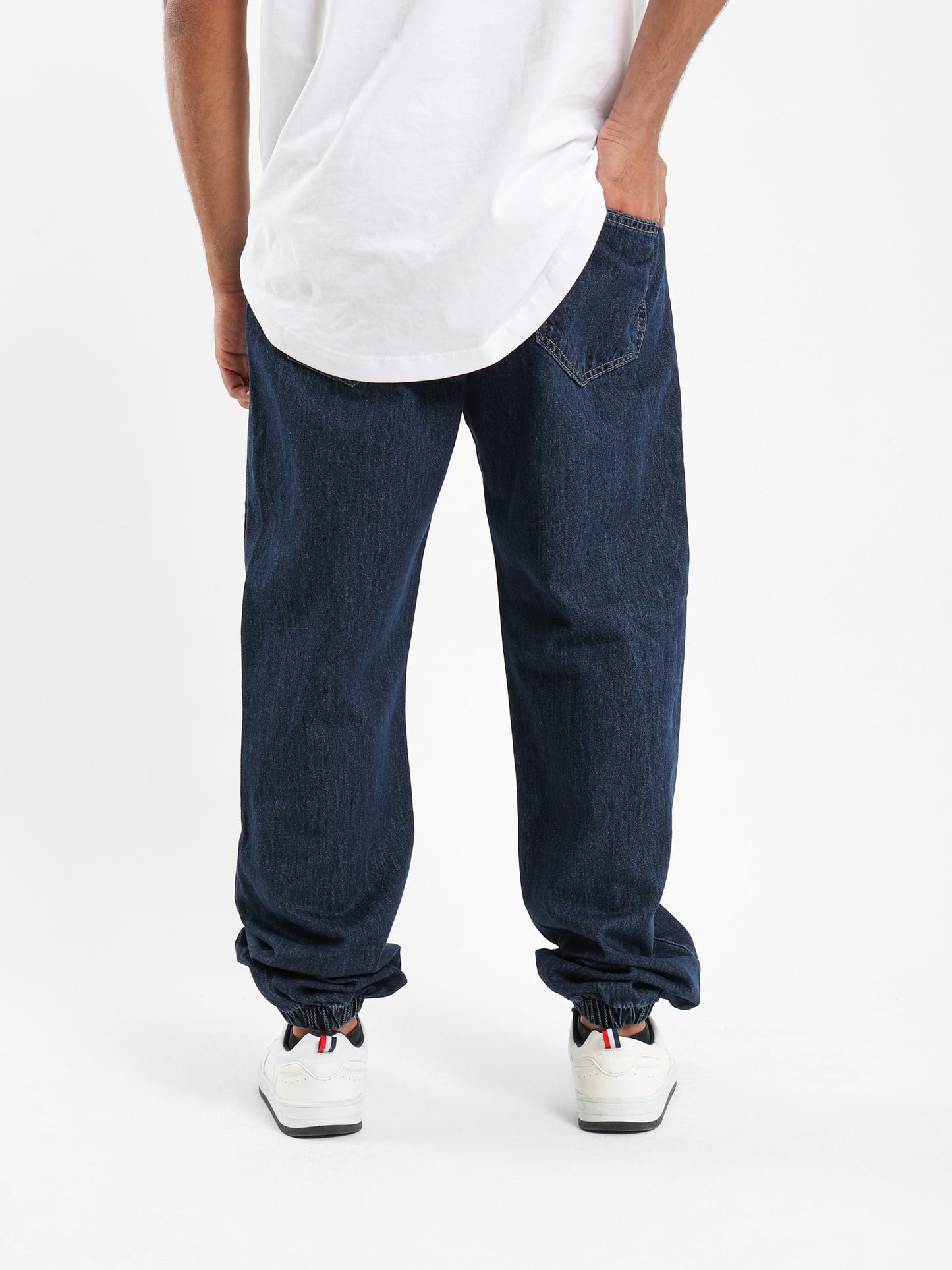 Relaxed Fit Jogger Jeans