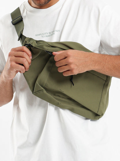 Crossbody Bag with Zipper Closure