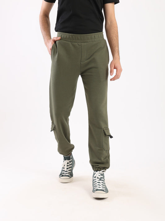 Sweatpants - Elasticated Waist - With Pockets